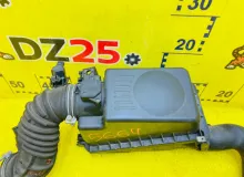 Корпус воздушного фильтра TOYOTA WISH 2008/1D2 1770022140 ZNE10 1ZZFE, передний