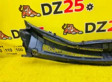 Жабо TOYOTA WISH 2008/1D2 5570968010 ZNE10 1ZZFE, переднее