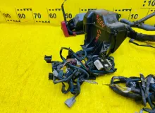 Коса под капот TOYOTA WISH 2008/1D2 8211168031 ZNE10 1ZZFE, передняя