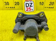 Суппорт TOYOTA WISH 2008/1D2 4773021040 ZNE10 1ZZFE, задний правый