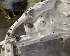 Лонжерон TOYOTA