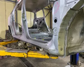 Порог кузова Toyota
