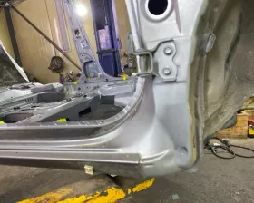 Порог кузова Toyota