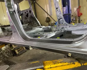 Порог кузова Toyota