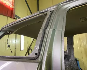 Крыло заднее TOYOTA