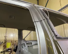 Крыло заднее TOYOTA