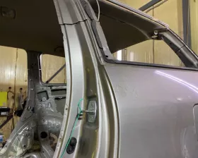 Крыло заднее TOYOTA