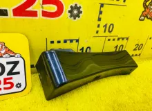 Накладка на крыло TOYOTA VOXY 2014/Цвет 202 7690128090C0 ZWR80G 2ZRFXE, передняя правая