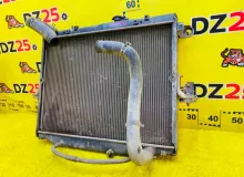 Радиатор основной TOYOTA LAND CRUISER/LAND CRUISER CYGNUS/LX470 1999/Цвет 057 1640050210 UZJ100W 2UZFE, передний