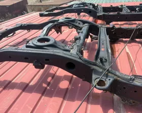Рама Toyota