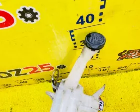Бачок стеклоомывателя TOYOTA
