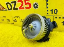 Мотор печки TOYOTA PREMIO 2008/Цвет 1F7 8710312060 ZRT265 2ZRFE, передний
