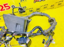 Коса под капот TOYOTA PREMIO 2008/Цвет 1F7 8211120B70 ZRT265 2ZRFE, передняя
