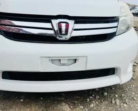 Бампер Toyota