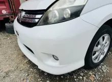 Бампер TOYOTA ISIS 2011 5211944440A0 ZGM15W 2ZRFAE, передний