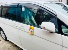 Дверь боковая TOYOTA ISIS 2011 6700144071 ZGM15W 2ZRFAE, передняя правая