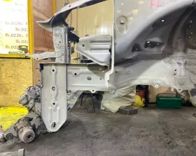Лонжерон TOYOTA