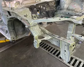 Лонжерон TOYOTA