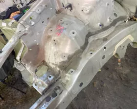 Лонжерон TOYOTA
