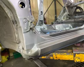 Порог кузова TOYOTA