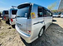 Бампер TOYOTA ISIS 2011 5215944320B0 ZGM15W 2ZRFAE, задний