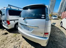АКПП TOYOTA ISIS 2011 3040044040 ZGM15W 2ZRFAE, передняя