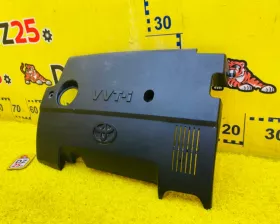 Пластиковая крышка на двс TOYOTA