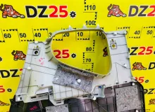 Обшивка багажника TOYOTA SIENTA 2015 6473052520C0 NCP175G 1NZFE, задняя правая