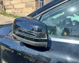Уши Mercedes-Benz