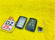 Ключ зажигания TOYOTA SIENTA 2015 8990428561 NCP175G 1NZFE, передний