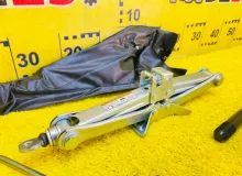 Поддомкратник/ домкрат TOYOTA SIENTA 2015 0911172020 NCP175G 1NZFE, задний