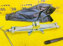 Поддомкратник/ домкрат TOYOTA SIENTA 2015 0911172020 NCP175G 1NZFE, задний