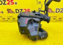Корпус воздушного фильтра TOYOTA SIENTA 2015 1770121100 NCP175G 1NZFE, передний