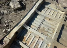 Тазик железный TOYOTA LAND CRUISER/LAND CRUISER CYGNUS/LX470 1999/Цвет 057 5831160460 UZJ100W 2UZFE, задний