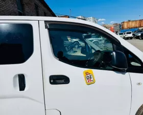 Дверь боковая Nissan