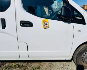 Дверь боковая Nissan