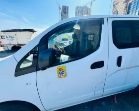 Дверь боковая Nissan