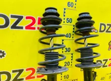 СТОЙКА ПАРА ЛЕВАЯ И ПРАВАЯ TOYOTA SIENTA 2015 4852052770 NCP175G 1NZFE, передняя