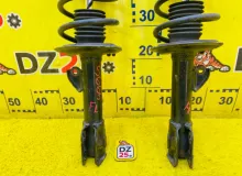 СТОЙКА ПАРА ЛЕВАЯ И ПРАВАЯ TOYOTA SIENTA 2015 4852052770 NCP175G 1NZFE, передняя