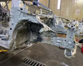 Лонжерон TOYOTA