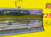 Накладка на дверь TOYOTA VOXY 2014/Цвет 202 7690628160 ZWR80G 2ZRFXE, задняя левая