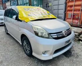 Бампер Toyota