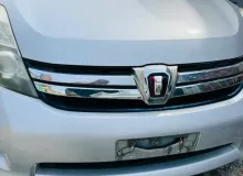 Бампер TOYOTA ISIS 2011/Цвет 1F7 5211944440B0 ZGM15W 2ZRFAE, передний