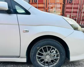 Крыло Toyota