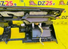 Торпеда TOYOTA WISH 2013/Цвет 070 5530268901B0 ZGE20W 2ZRFAE, передняя