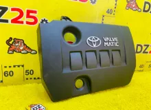 Пластиковая крышка на двс TOYOTA WISH 2013/Цвет 070 1121237030 ZGE20W 2ZRFAE, передняя