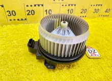Мотор печки TOYOTA WISH 2013/Цвет 070 8710312060 ZGE20W 2ZRFAE, передний