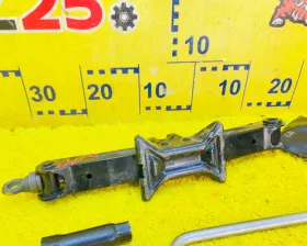 Поддомкратник/ домкрат TOYOTA