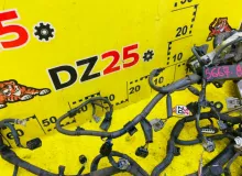 Коса двс TOYOTA WISH 2013/Цвет 070 8212168061 ZGE20W 2ZRFAE, передняя