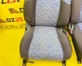СИДЕНИЕ ПАРА Toyota